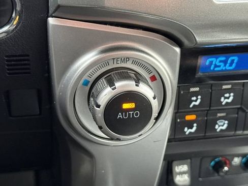 Used 2019 Toyota 4Runner Limited image 27