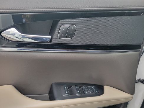 Certified 2023 Lincoln Nautilus Reserve image 22