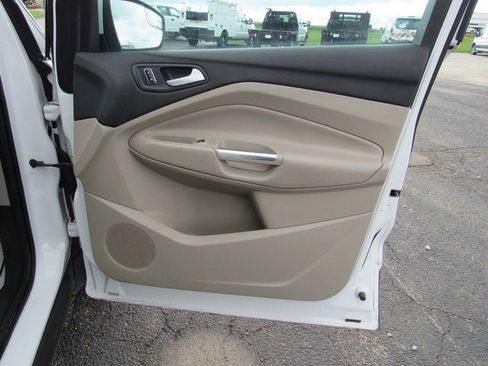 Used 2015 Ford Escape SE w/ Equipment Group 201A image 11