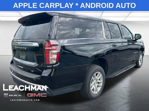 Used 2023 Chevrolet Suburban LT image 3