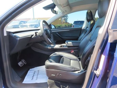 Used 2022 Tesla Model Y Performance AWD/4WD image 14
