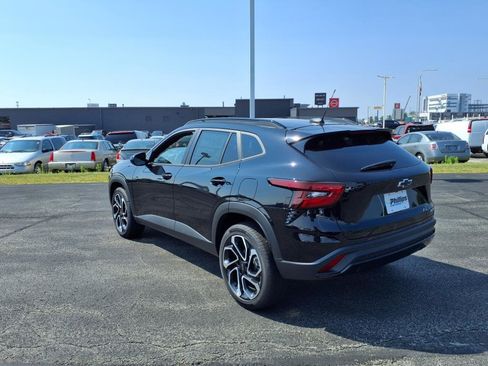 New 2025 Chevrolet Trax RS image 6