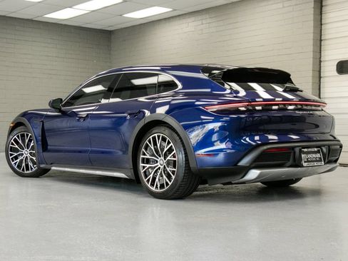 Used 2024 Porsche Taycan 4S AWD/4WD image 34