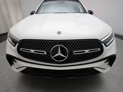 Used 2025 Mercedes-Benz GLC 300 4MATIC image 22
