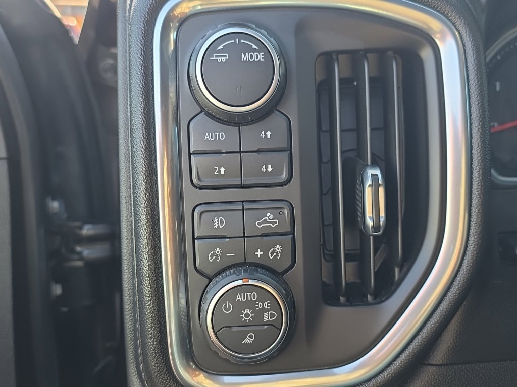 Used 2020 Chevrolet Silverado 3500 High Country w/ Z71 Off-Road Package AWD/4WD image 37