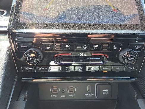 Used 2024 Jeep Grand Cherokee Trailhawk image 22