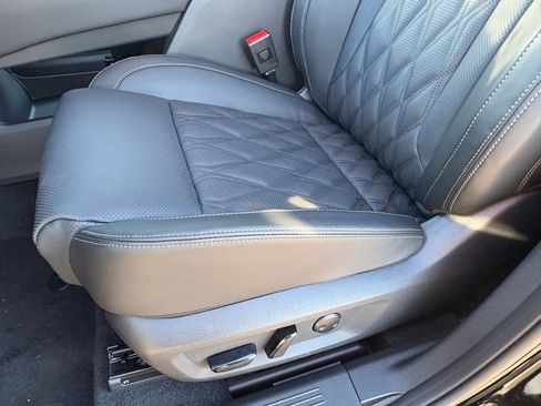 New 2026 Nissan Rogue Platinum image 22