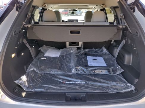 New 2026 Mitsubishi Outlander SE image 10