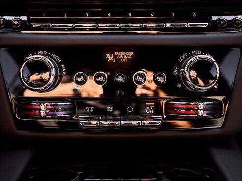 Used 2025 Rolls-Royce Spectre w/ Spectre Launch Package AWD/4WD image 62