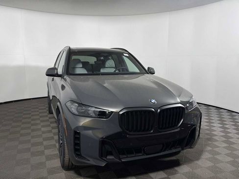 New 2026 BMW X5 xDrive40i w/ M Sport Package AWD/4WD image 6