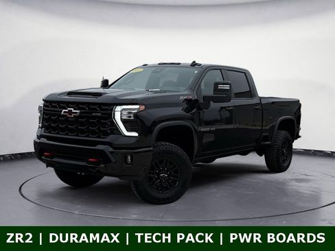 Used 2025 Chevrolet Silverado 2500 ZR2 w/ Technology Package image 1