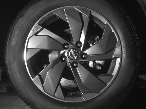 Used 2025 Nissan Rogue SV FWD image 13