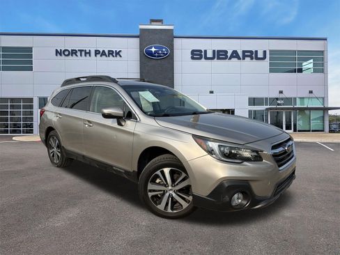 Used 2019 Subaru Outback 2.5i Limited AWD/4WD image 1