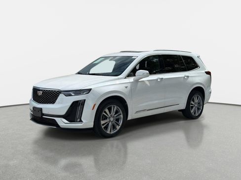 Used 2024 Cadillac XT6 Premium Luxury AWD/4WD image 7