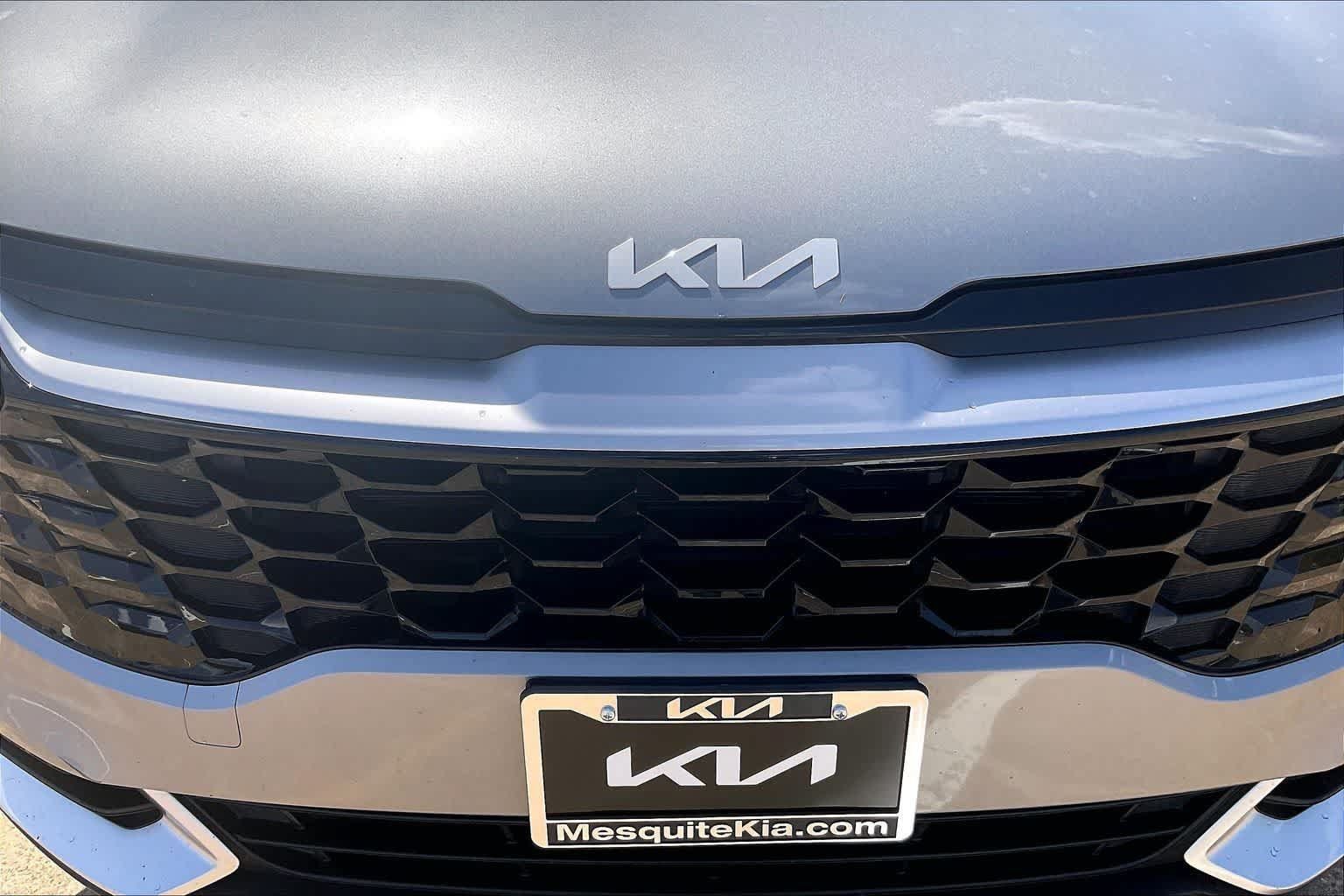 Certified 2024 Kia Sportage EX FWD image 30