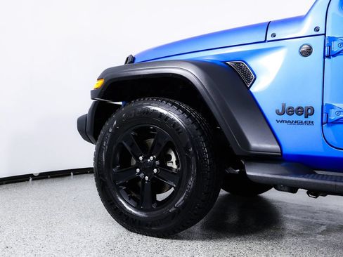 Used 2022 Jeep Wrangler Unlimited Sport AWD/4WD image 7
