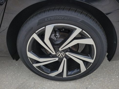 New 2026 Volkswagen Jetta SEL FWD image 32