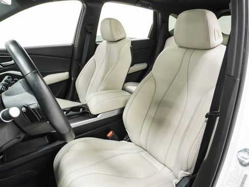 Used 2025 Acura RDX SH-AWD image 12