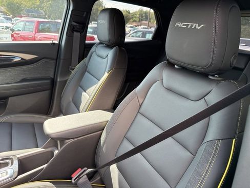 New 2025 Chevrolet TrailBlazer ACTIV w/ Convenience Package image 11