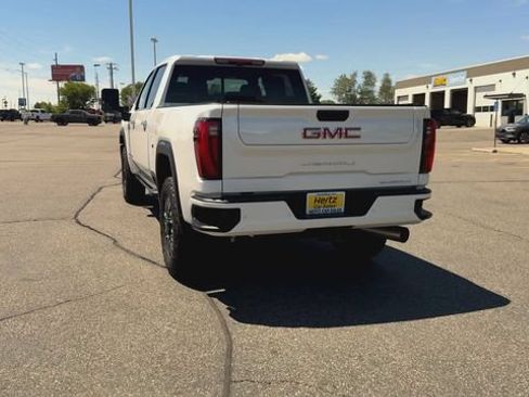 Used 2024 GMC Sierra 2500 Denali w/ Denali Reserve Package AWD/4WD image 7