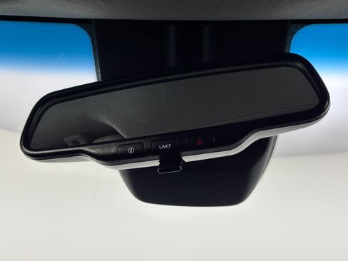 Used 2019 Kia Niro EX image 31