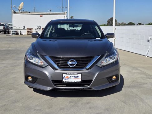 Used 2018 Nissan Altima 2.5 SV image 3