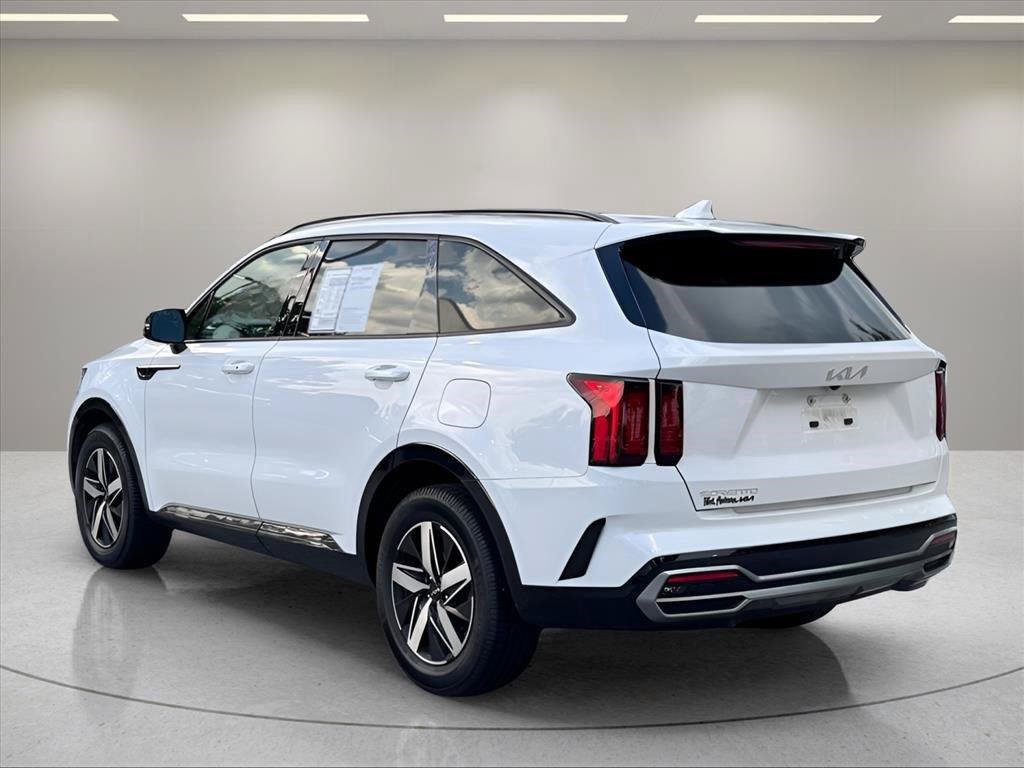 Used 2023 Kia Sorento S FWD image 3