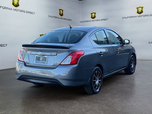 Used 2017 Nissan Versa S Plus image 5