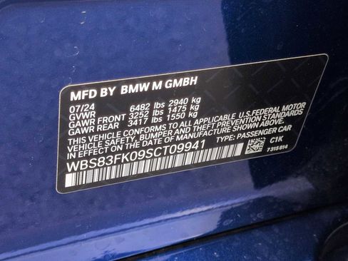 Used 2025 BMW M5 w/ Carbon Package image 36