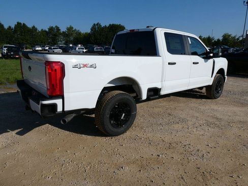 New 2026 Ford F250 XL w/ STX Appearance Package AWD/4WD image 4