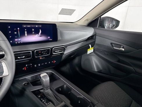 New 2026 Nissan Sentra SV FWD image 21