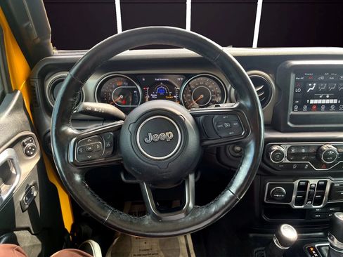 Used 2021 Jeep Wrangler Unlimited Sport AWD/4WD image 18