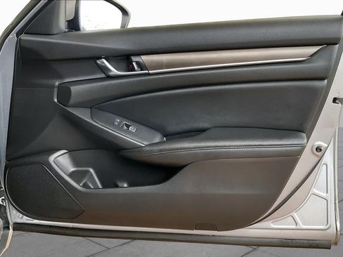 Used 2021 Honda Accord LX image 20