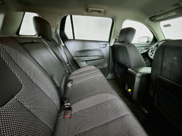 Used 2017 GMC Terrain SLE FWD image 23