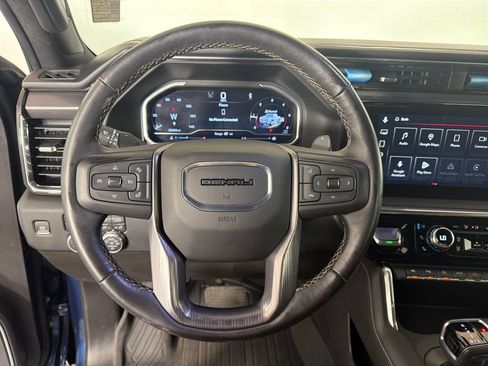 Used 2023 GMC Sierra 1500 Denali Ultimate AWD/4WD image 13