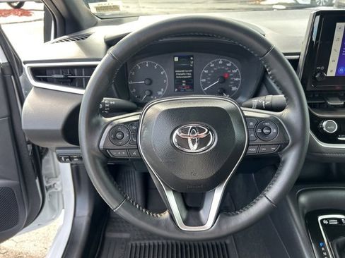Used 2025 Toyota Corolla SE image 17