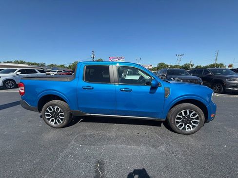 Used 2022 Ford Maverick Lariat FWD image 2