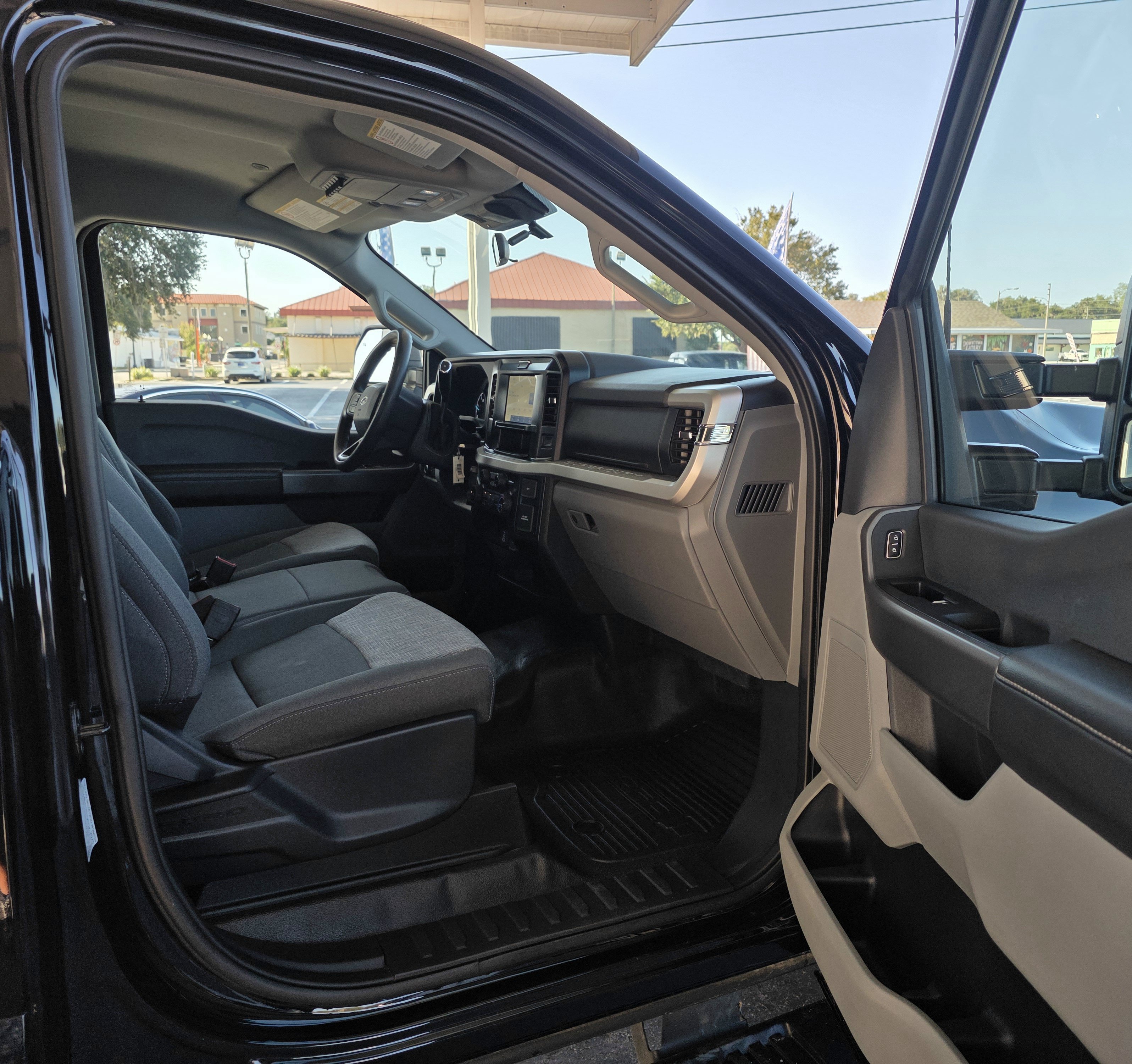 Used 2026 Ford F350 XLT w/ XLT Value Package AWD/4WD image 19
