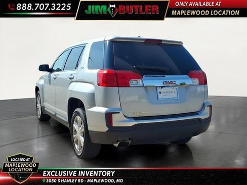Used 2017 GMC Terrain SLE FWD image 2