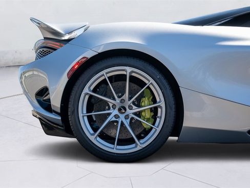 New 2025 McLaren 750S Spider image 42