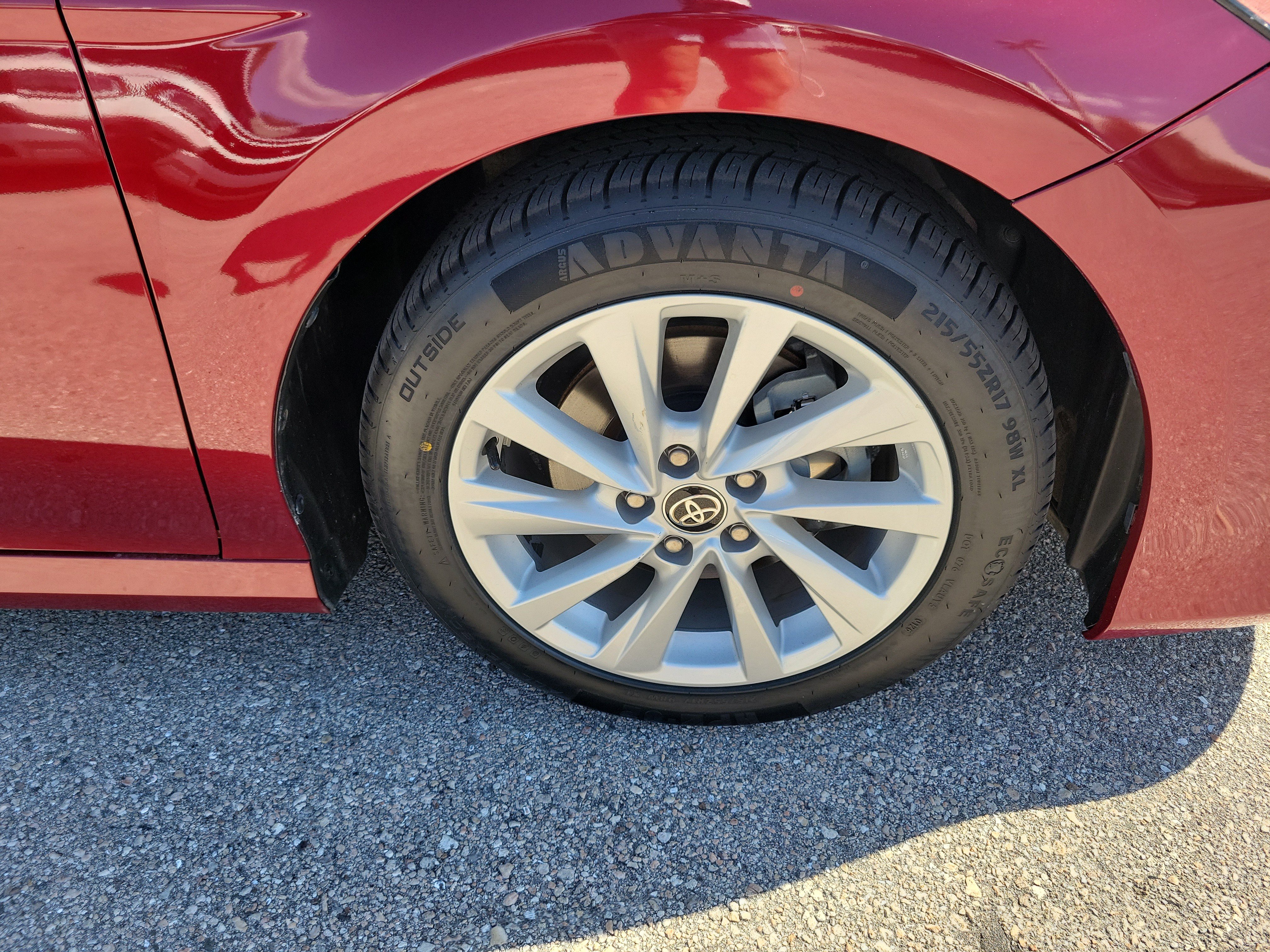 Used 2021 Toyota Camry LE FWD image 11
