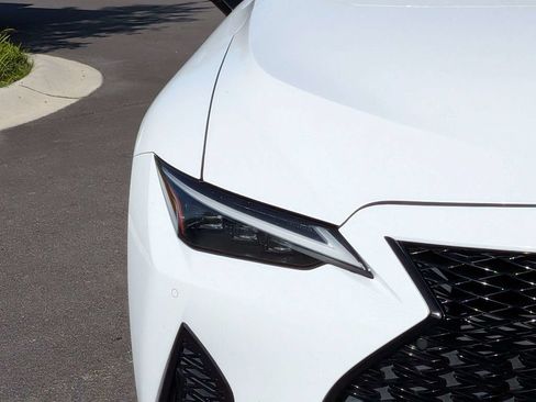 Used 2021 Lexus IS 350 F Sport w/ Dynamic Handling Package RWD image 11