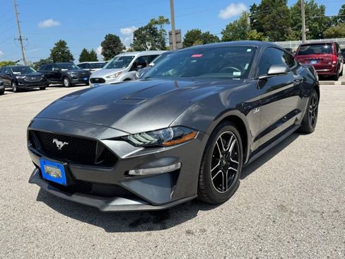 Used 2019 Ford Mustang GT Premium RWD image 8