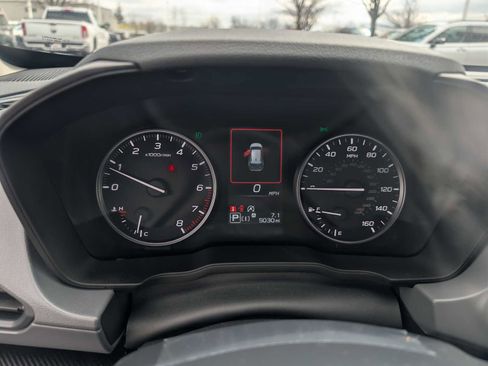 Used 2025 Subaru Crosstrek 2.0i Premium image 10