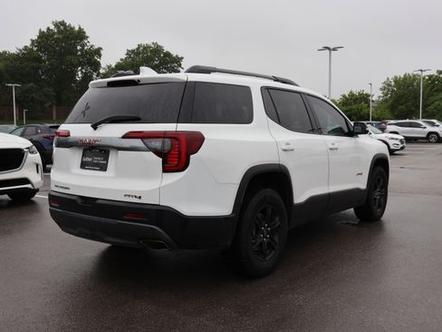 Used 2023 GMC Acadia AT4 w/ Technology Package AWD/4WD image 3