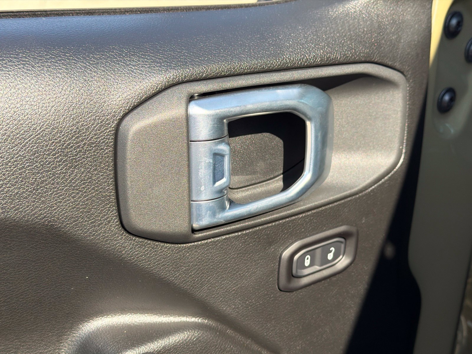 New 2026 Jeep Gladiator Sport AWD/4WD image 15