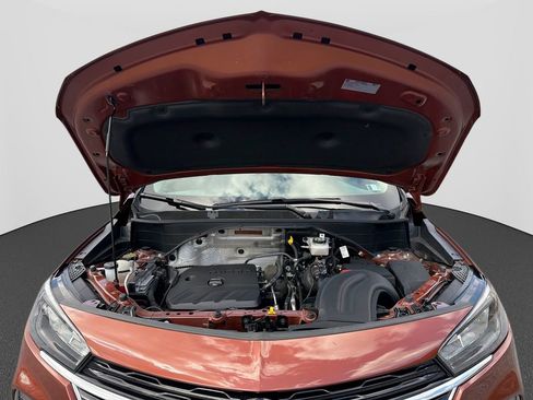 Used 2021 Buick Encore GX Preferred w/ Cold Weather Comfort Package image 39