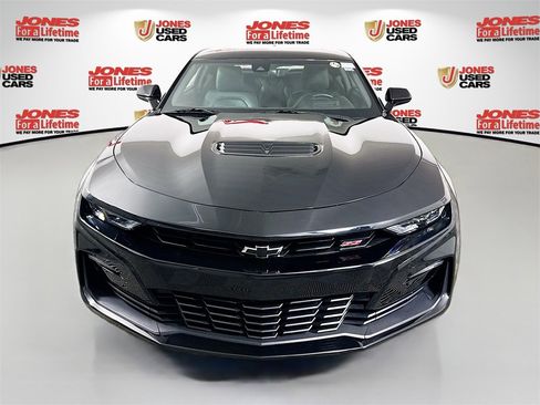 Used 2020 Chevrolet Camaro SS image 11