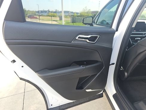 Used 2024 Kia Sportage SX FWD image 15