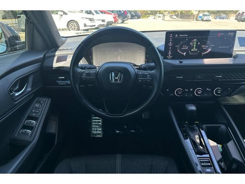 Used 2025 Honda Accord Sport image 14